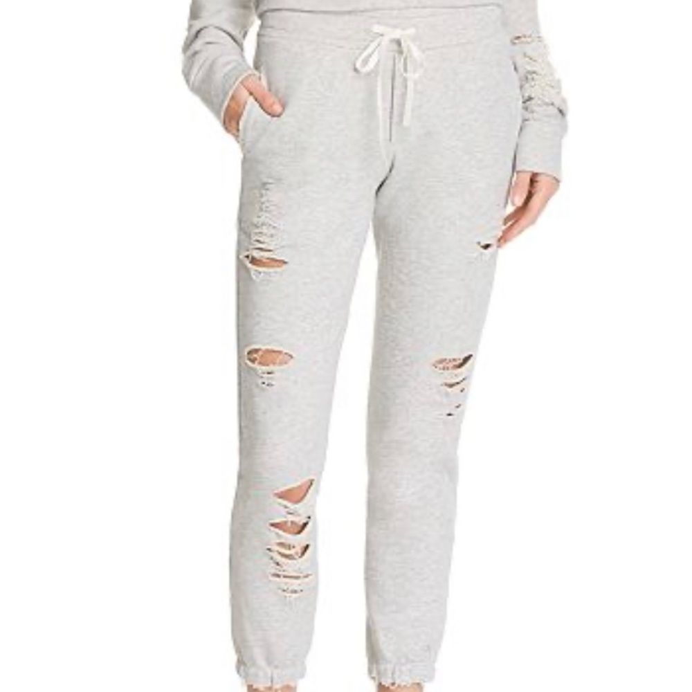 Alo Yoga Distressed Sweatpants - Size Small🧘🏻‍♀️